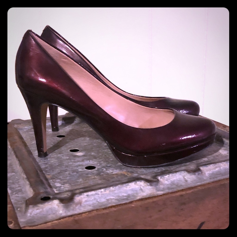 BEAUTIFUL Vince Camuto heels.
